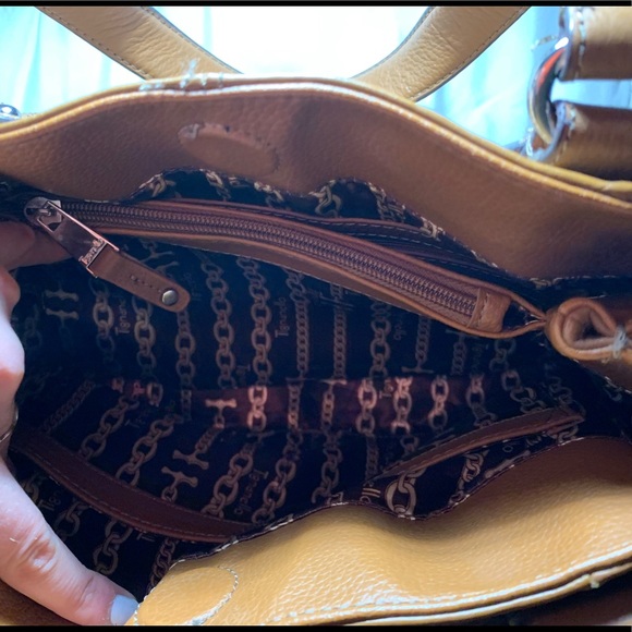 Tignanello Leather Purse - Picture 6 of 8